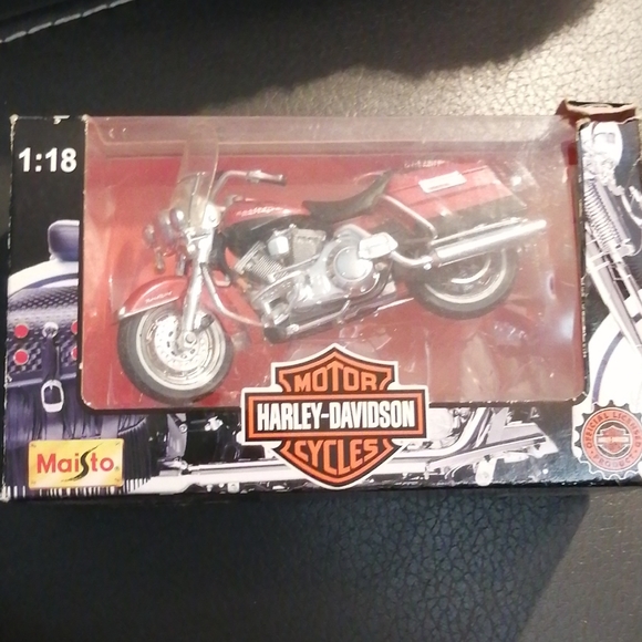 Harley Davidson figurine - Picture 2 of 3